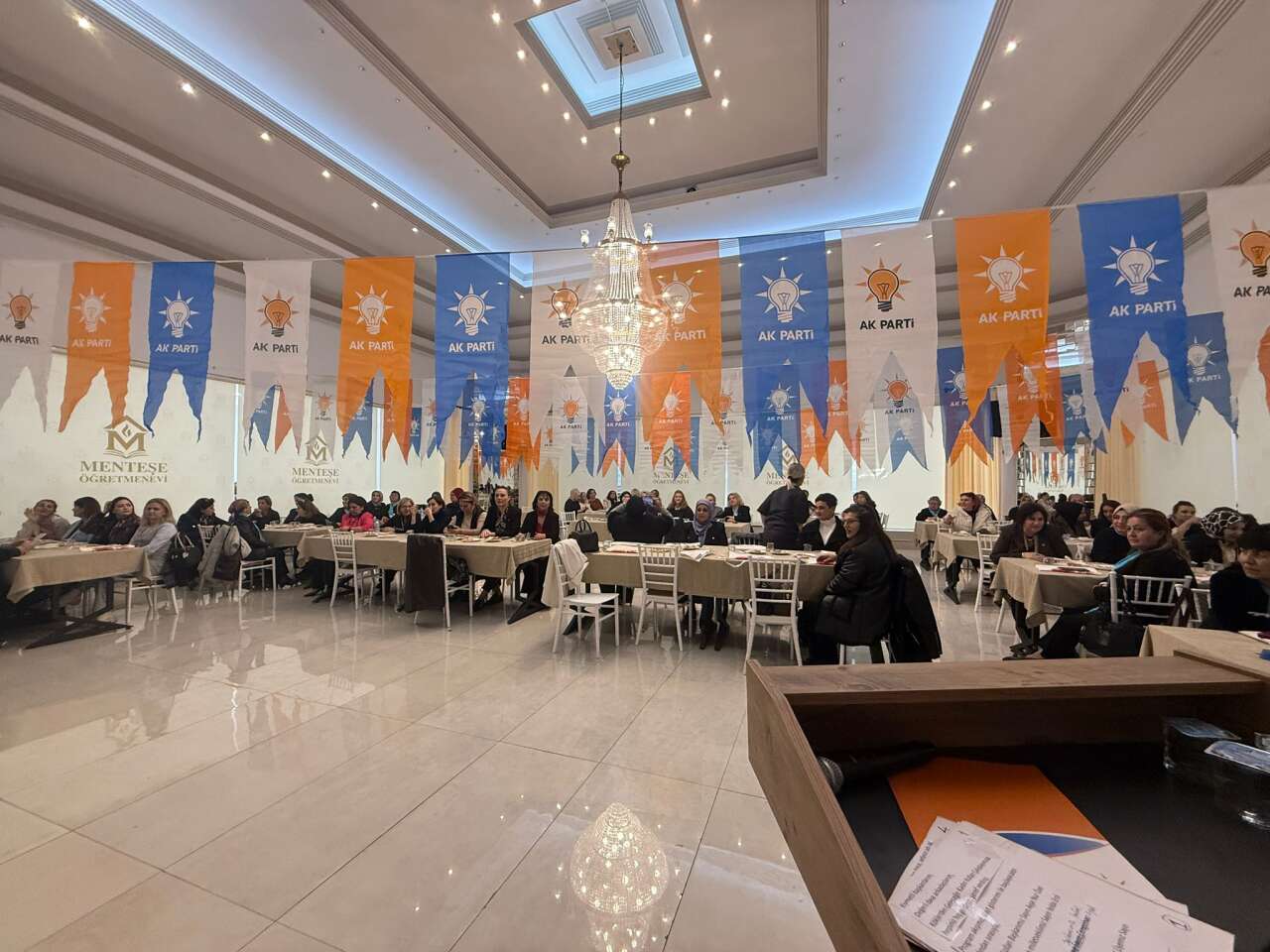 AK Parti Muğla’da “Köklerden Geleceğe Kadın Kolları Çalıştayı” Düzenlendi 1